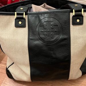 Authentic Tory Burch ella Tote Bag in size large